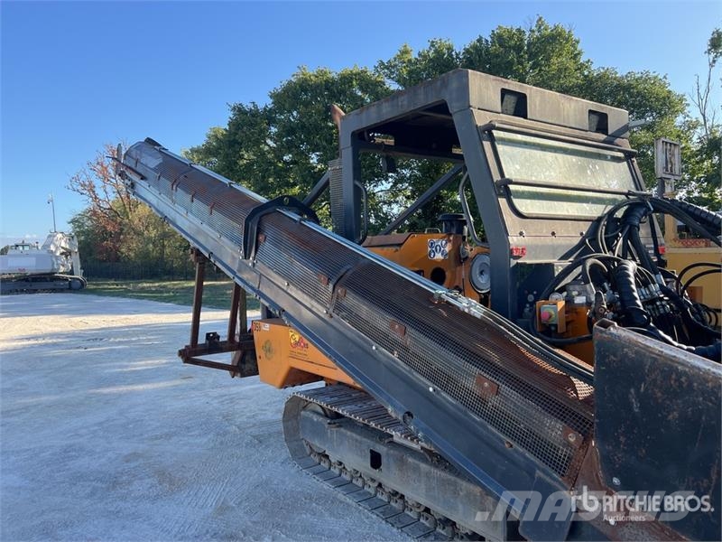 Rivard PORTEUR RIV 152 Tracked Trancheuse Sur Chen Trenchers