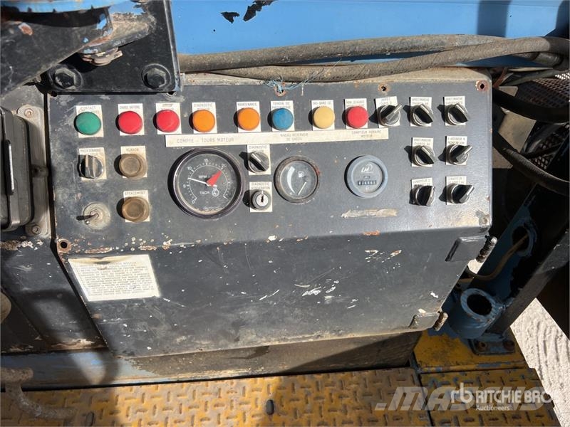Rivard RIV 152 Tracked Trancheuse Sur Chenilles Tr Kedjegrävmaskiner
