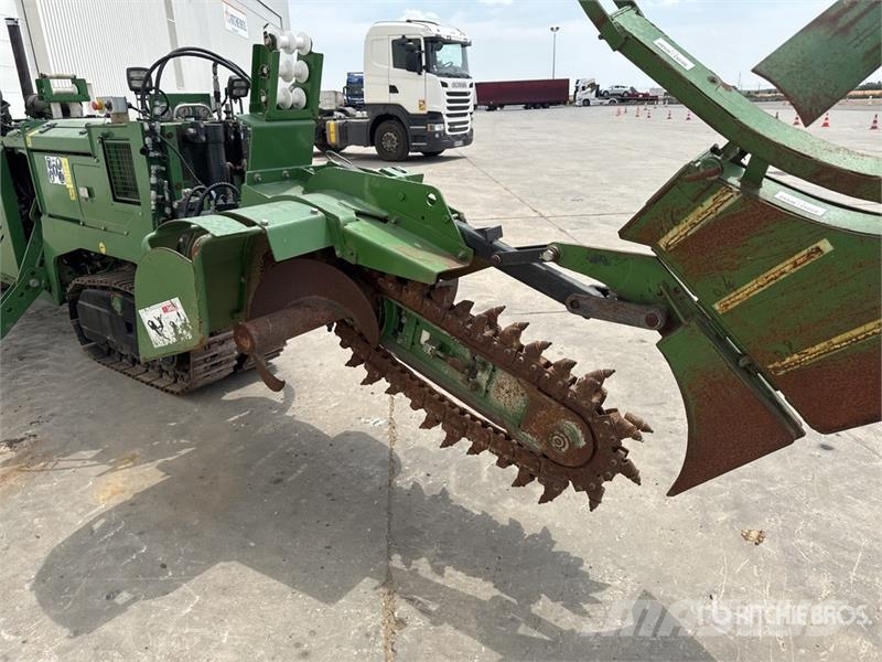 Rivard RIV 60E Tracked Trancheuse Trencher Kedjegrävmaskiner