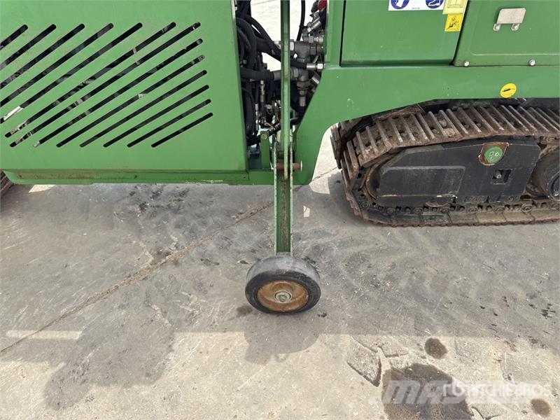Rivard RIV 60E Tracked Trancheuse Trencher Kedjegrävmaskiner