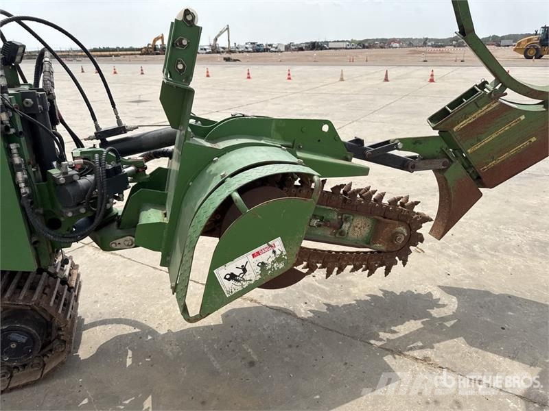 Rivard RIV 60E Tracked Trancheuse Trencher Kedjegrävmaskiner
