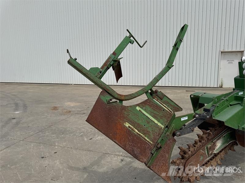Rivard RIV 60E Tracked Trancheuse Trencher Kedjegrävmaskiner