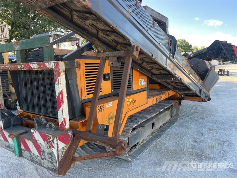 Rivard RIV152 Tracked Trancheuse Sur Chenilles Tra Trancheuse