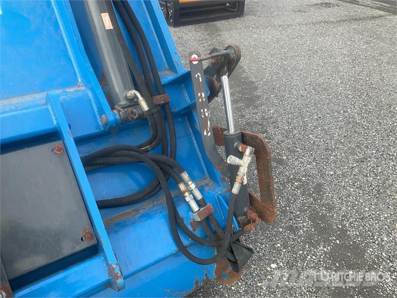 Robert BV3002 Silage Bucket ماكينات زراعية - غير ذلك