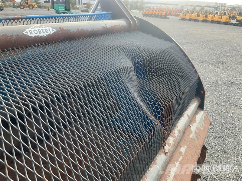 Robert BV3002 Silage Bucket ماكينات زراعية - غير ذلك
