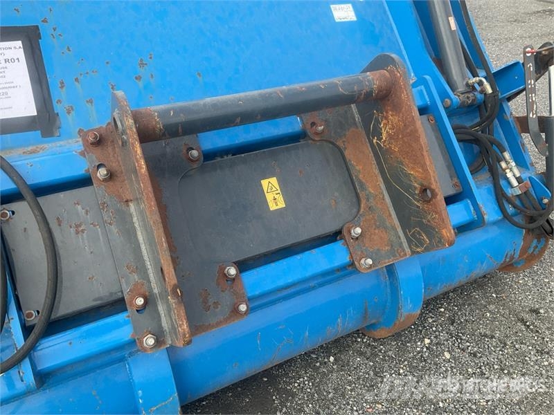 Robert BV3002 Silage Bucket ماكينات زراعية - غير ذلك