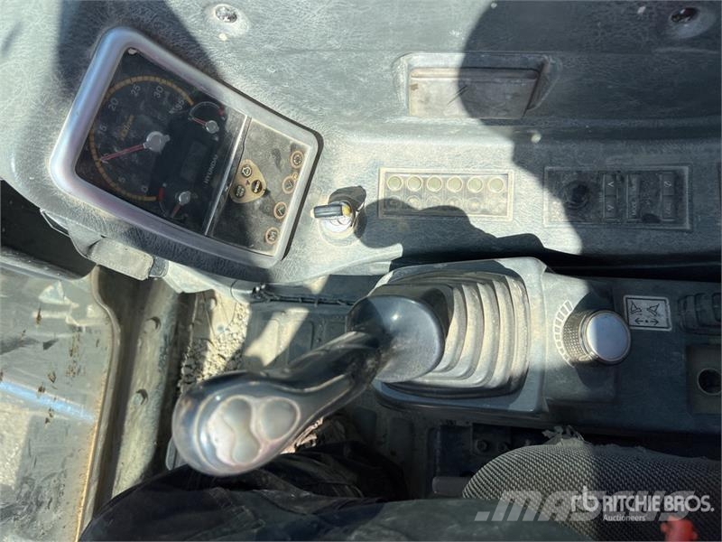  Robex 80CR-9 Midi-Pelle Compact Tracked Excavator 履带挖掘机