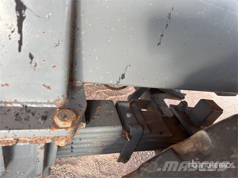 Robust RB14 T/A Remorque TP 2 Essieux End Dump Trailer Самосвальные прицепы