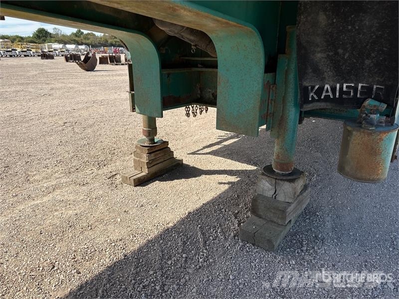 Robuste Kaiser Tri/A Extendable Porte Engin Lowboy Trailer Низкорамные прицепы