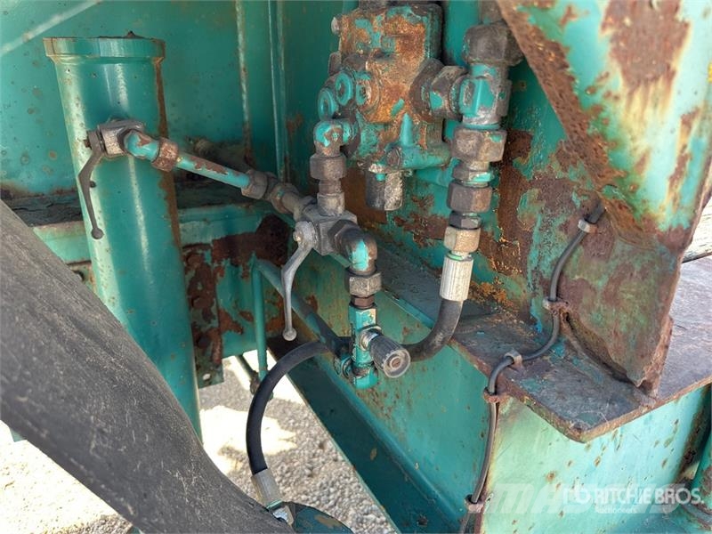 Robuste Kaiser Tri/A Extendable Porte Engin Lowboy Trailer Низкорамные прицепы