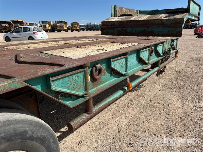 Robuste Kaiser Tri/A Extendable Porte Engin Lowboy Trailer Низкорамные прицепы