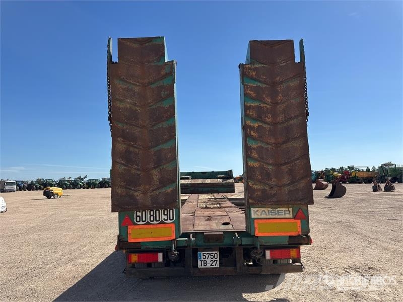 Robuste Kaiser Tri/A Extendable Porte Engin Lowboy Trailer Низкорамные прицепы