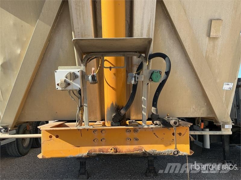 Robuste T/A Aluminum End Dump Trailer Bañeras