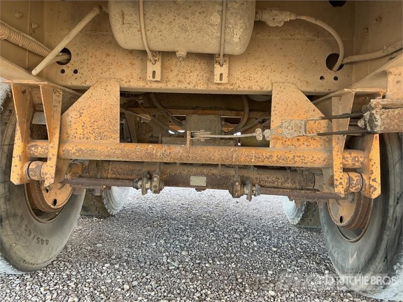 Robuste T/A Aluminum End Dump Trailer Bañeras