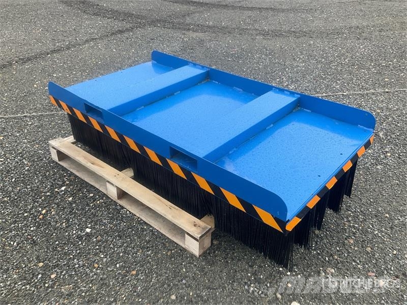  Rolfi 1500 mm Forkilift Sweeper Attachment فرش