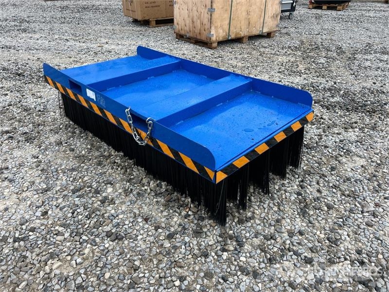 Rolfi Lift Truck Broom (Unused) Autres accessoires et composants