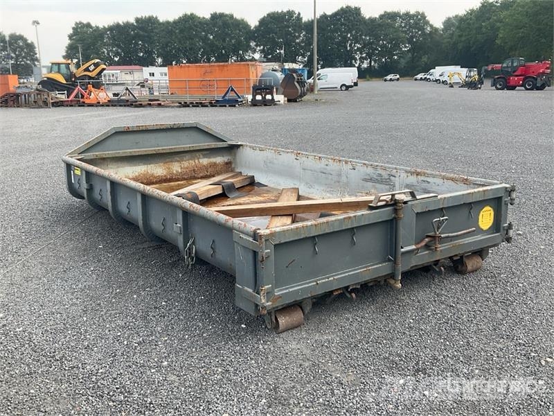 Roll-Off Container Erikonteinerid