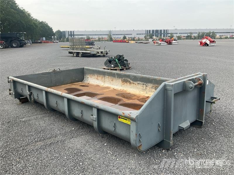 Roll-Off Container Erikonteinerid