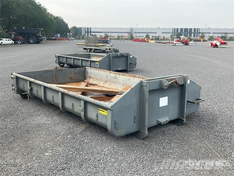 Roll-Off Container Erikonteinerid