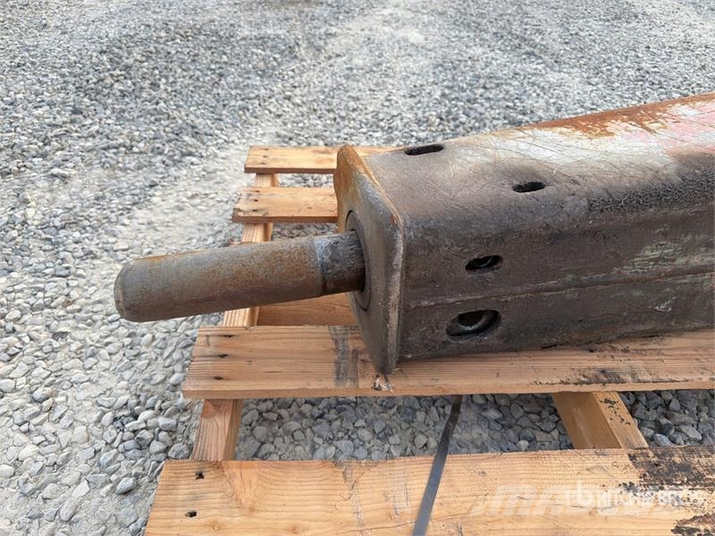 Rotair OLS 330 Hydraulic Breaker Kladiva