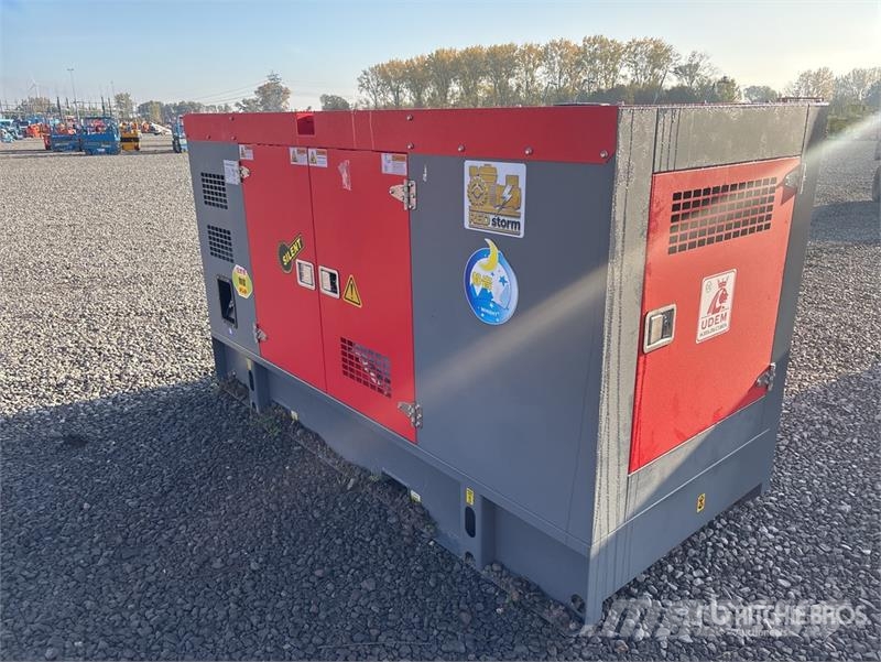 Roter Sturm GFS-90KW Skid-Mounted Generator Set (U Generatori diesel