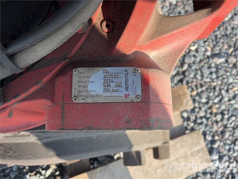 Rototilt R4 Tiltrotator مكونات أخرى