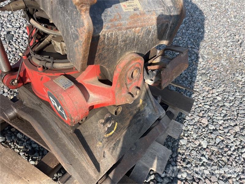 Rototilt R4 Tiltrotator مكونات أخرى