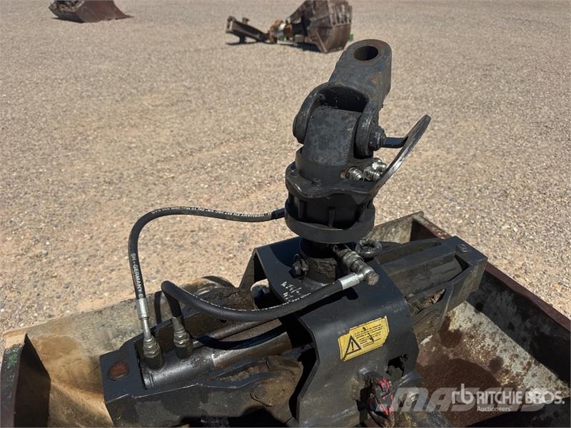 Rozzi R74/400SD Benne Preneuse 840 mm Hydraulic Rotating Grijpers