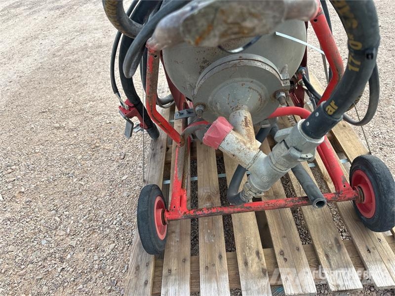  Sableuse Sand Blaster معدات البناء - غير ذلك
