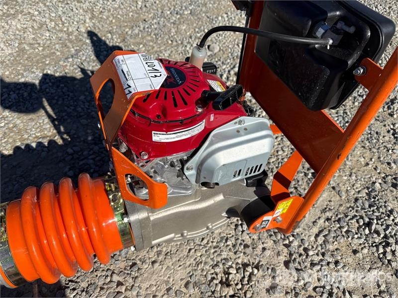 Saint Gobain CR16 Jumping Jack Tamper (Unused) Пробки