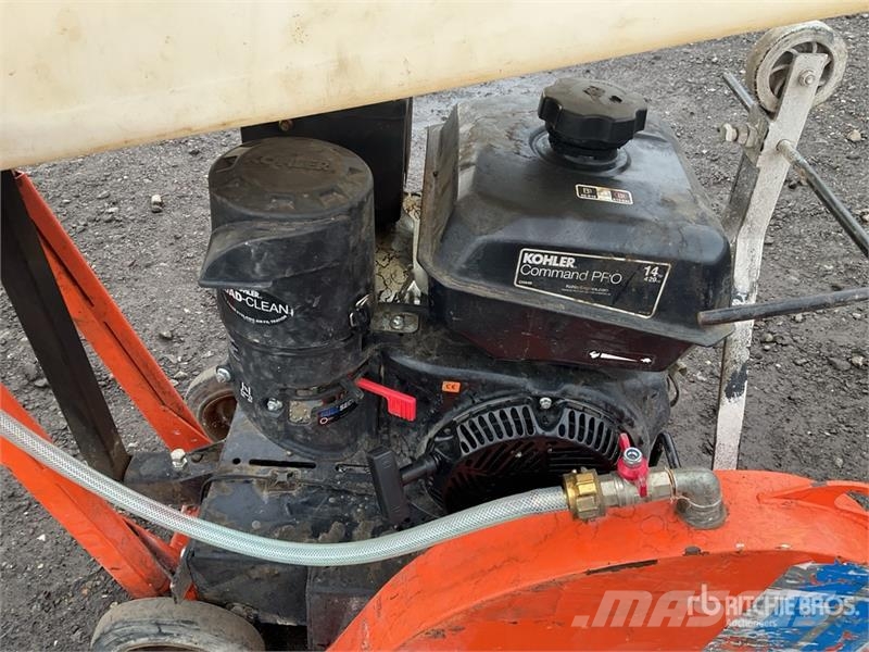 Saint Gobain CS451 Cut-Off Saw مكونات أخرى