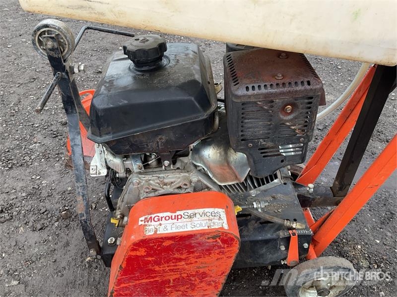Saint Gobain CS451 Cut-Off Saw مكونات أخرى