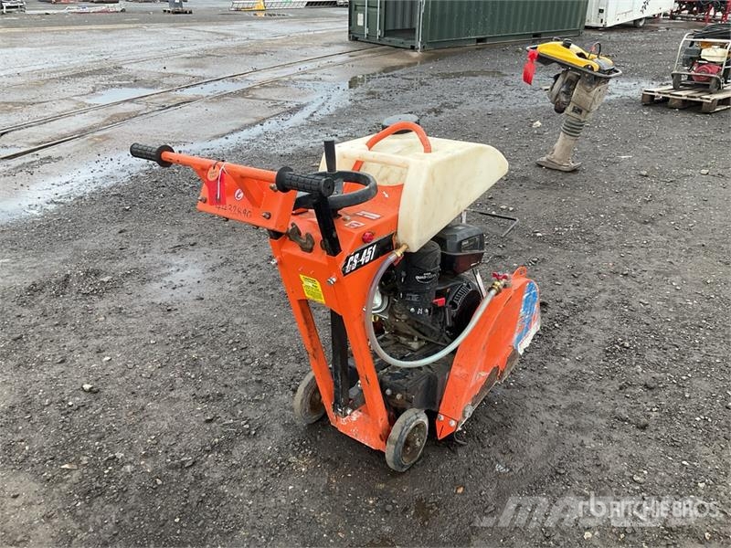 Saint Gobain CS451 Cut-Off Saw مكونات أخرى