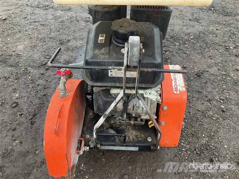Saint Gobain CS451 Cut-Off Saw مكونات أخرى