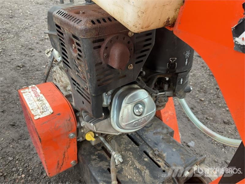 Saint Gobain CS451 Cut-Off Saw مكونات أخرى