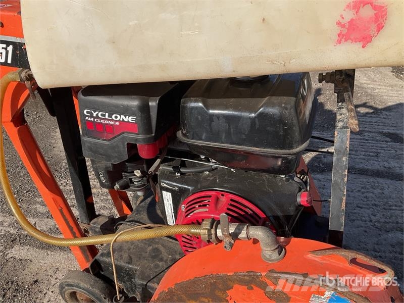  Saint-Gobain CS451 P14 Walk-Behind Saw Sawmills