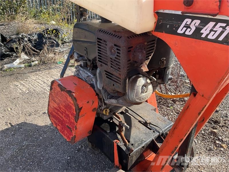 Saint-Gobain CS451 P14 Walk-Behind Saw Sawmills
