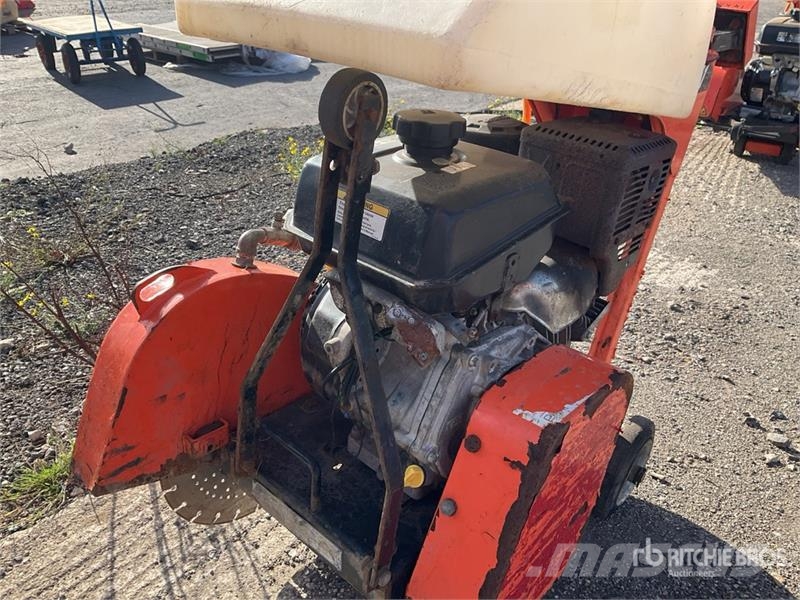 Saint-Gobain CS451 P14 Walk-Behind Saw Sawmills