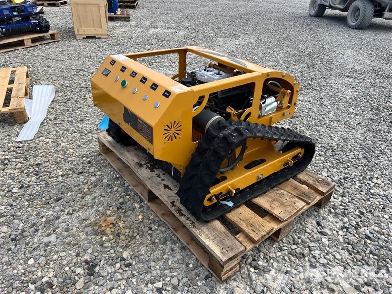 Salini RC900 Lawn Mower (Unused) ركوب الحشائش