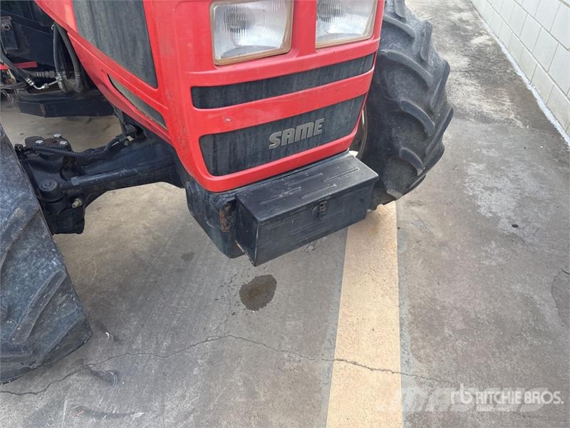 Same Dorado F100 4WD Tractor الجرارات
