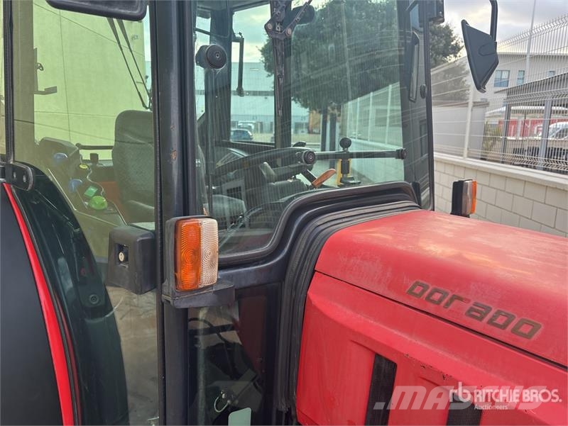 Same Dorado F100 4WD Tractor الجرارات