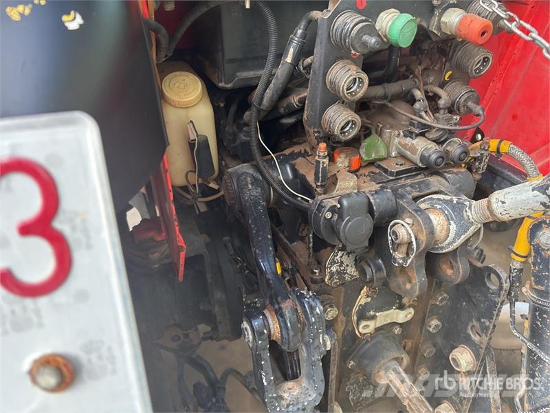 Same Dorado F100 4WD Tractor الجرارات