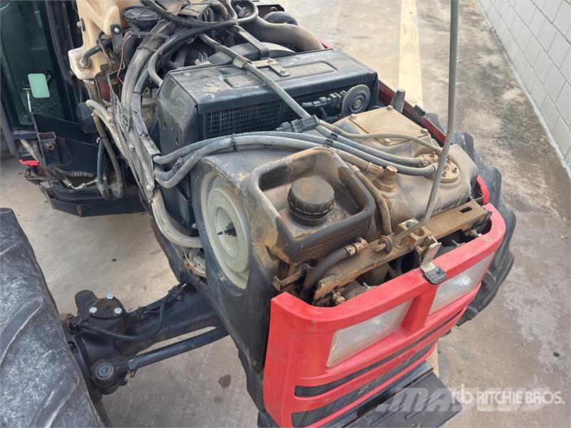 Same Dorado F100 4WD Tractor الجرارات