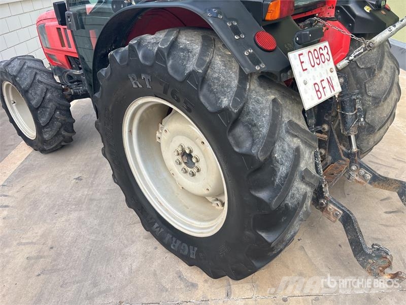 Same Dorado F100 4WD Tractor الجرارات