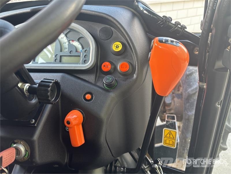 Same Dorado F100 4WD Tractor الجرارات