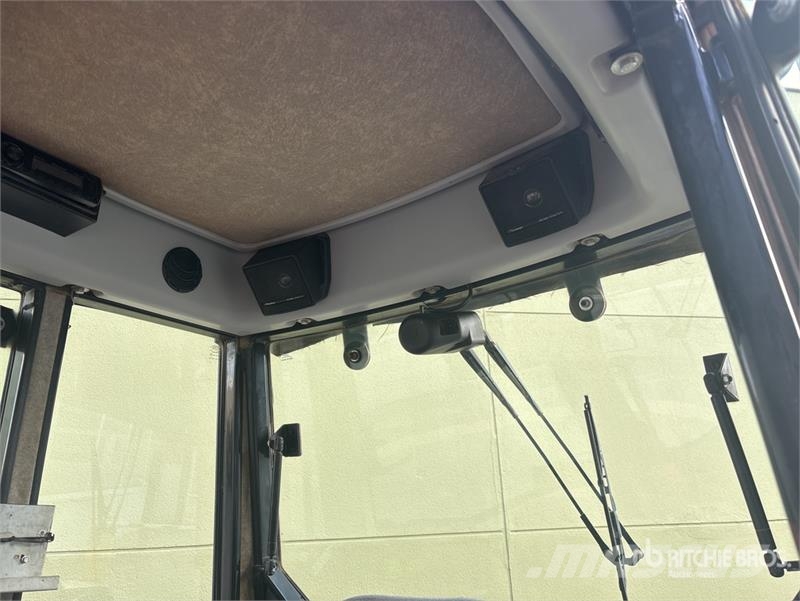 Same Dorado F100 4WD Tractor الجرارات