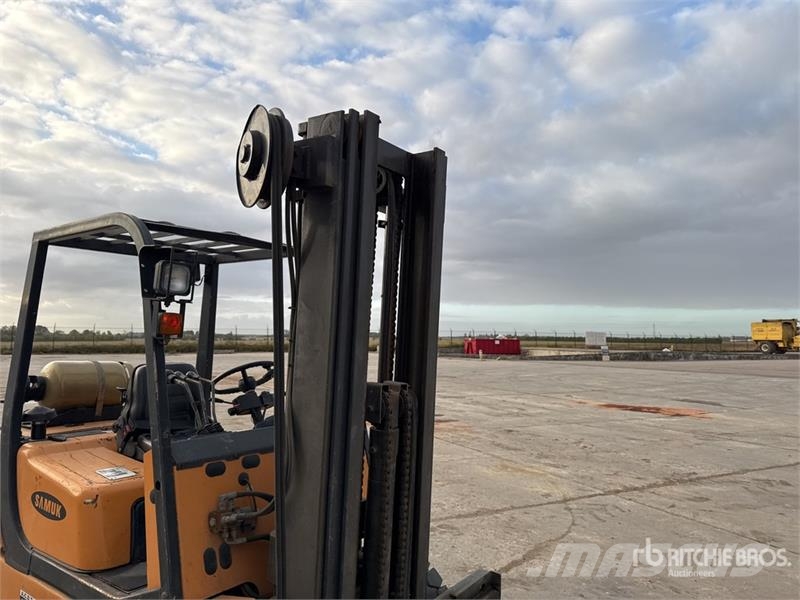 Samsung SF30L 2700 kg Chariot Elevateur Forklift Другие складские механизмы