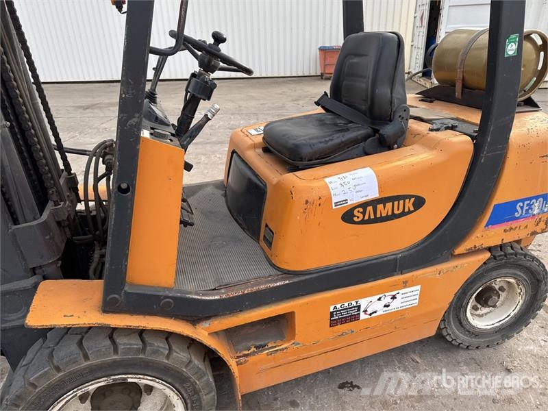 Samsung SF30L 2700 kg Chariot Elevateur Forklift Другие складские механизмы