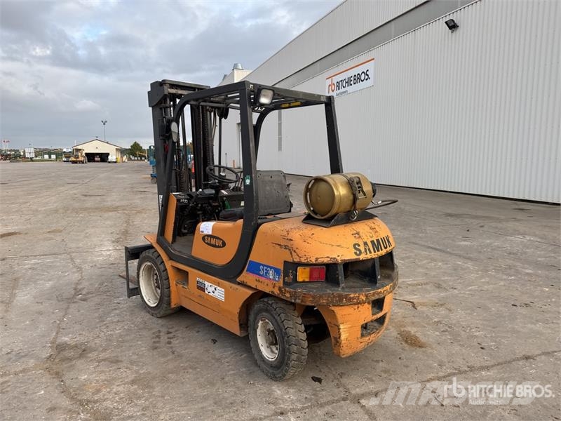 Samsung SF30L 2700 kg Chariot Elevateur Forklift Другие складские механизмы