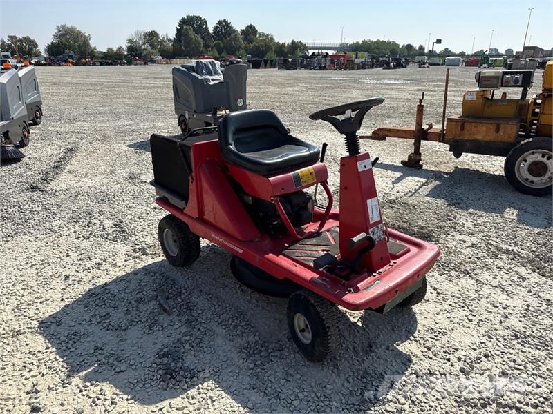 Sandrigarden Mower Tractor Manji traktori